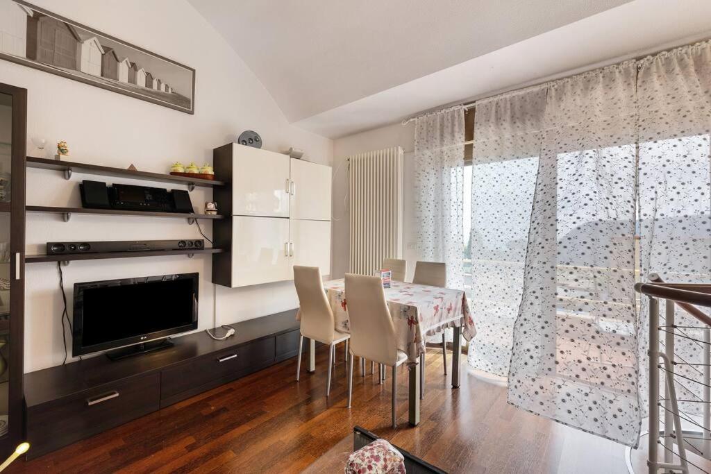 Ferienwohnung Al 37 Vista Mare E Colline Finale Ligure Exterior foto